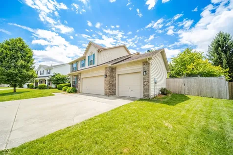 12543 Geist Cove Drive Indianapolis IN 46236
