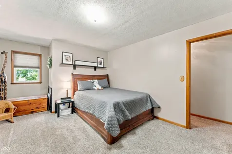 14761 S Us Highway 31 Elizabethtown IN 47232