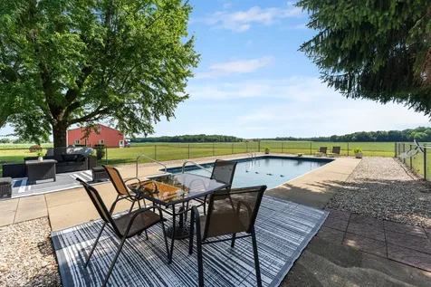 14761 S Us Highway 31 Elizabethtown IN 47232