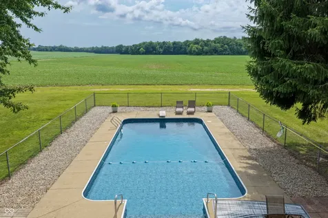 14761 S Us Highway 31 Elizabethtown IN 47232
