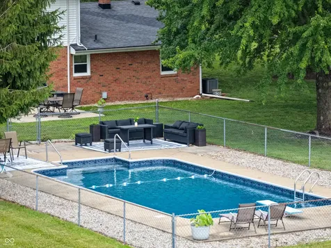 14761 S Us Highway 31 Elizabethtown IN 47232