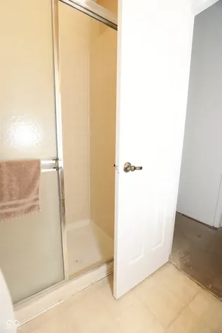 1804 Queensbridge Circle Indianapolis IN 46219