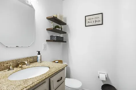 1720 Ridge Hill Lane Indianapolis IN 46217