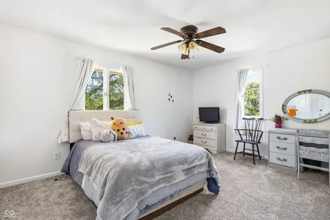 1720 Ridge Hill Lane Indianapolis IN 46217