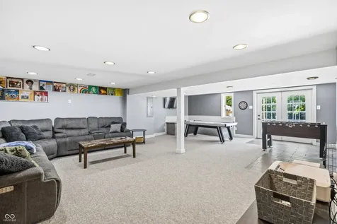 1720 Ridge Hill Lane Indianapolis IN 46217