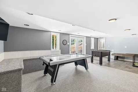1720 Ridge Hill Lane Indianapolis IN 46217