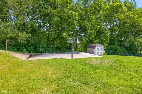 1720 Ridge Hill Lane Indianapolis IN 46217