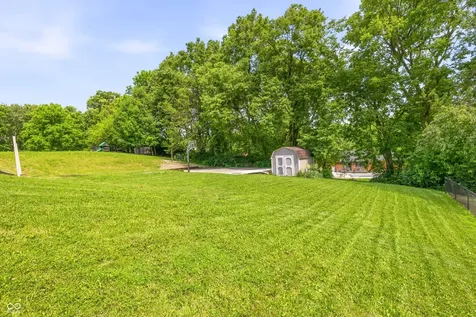 1720 Ridge Hill Lane Indianapolis IN 46217