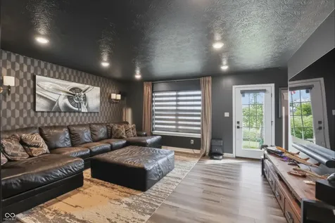7256 Zanesville Carmel IN 46033