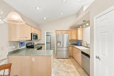 2609 Berwick Shelbyville IN 46176