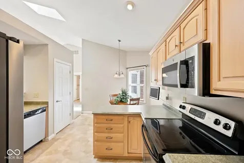 2609 Berwick Shelbyville IN 46176