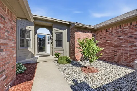 2609 Berwick Shelbyville IN 46176