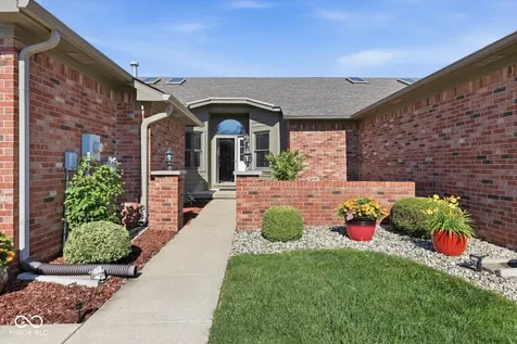 2609 Berwick Shelbyville IN 46176