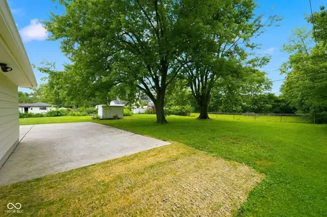 2220 N Lesley Avenue Indianapolis IN 46218