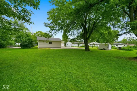 2220 N Lesley Avenue Indianapolis IN 46218