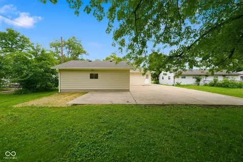 2220 N Lesley Avenue Indianapolis IN 46218
