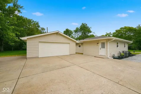 2220 N Lesley Avenue Indianapolis IN 46218