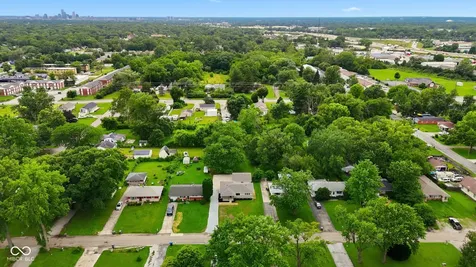 2220 N Lesley Avenue Indianapolis IN 46218