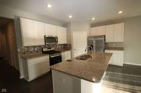 10911 N Longbranch Street Monrovia IN 46157