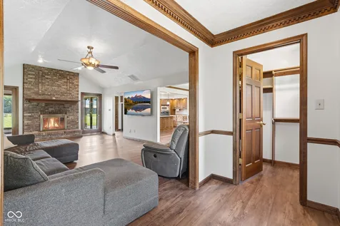 6300 E 350 N Franklin IN 46131
