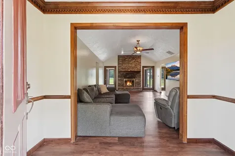 6300 E 350 N Franklin IN 46131