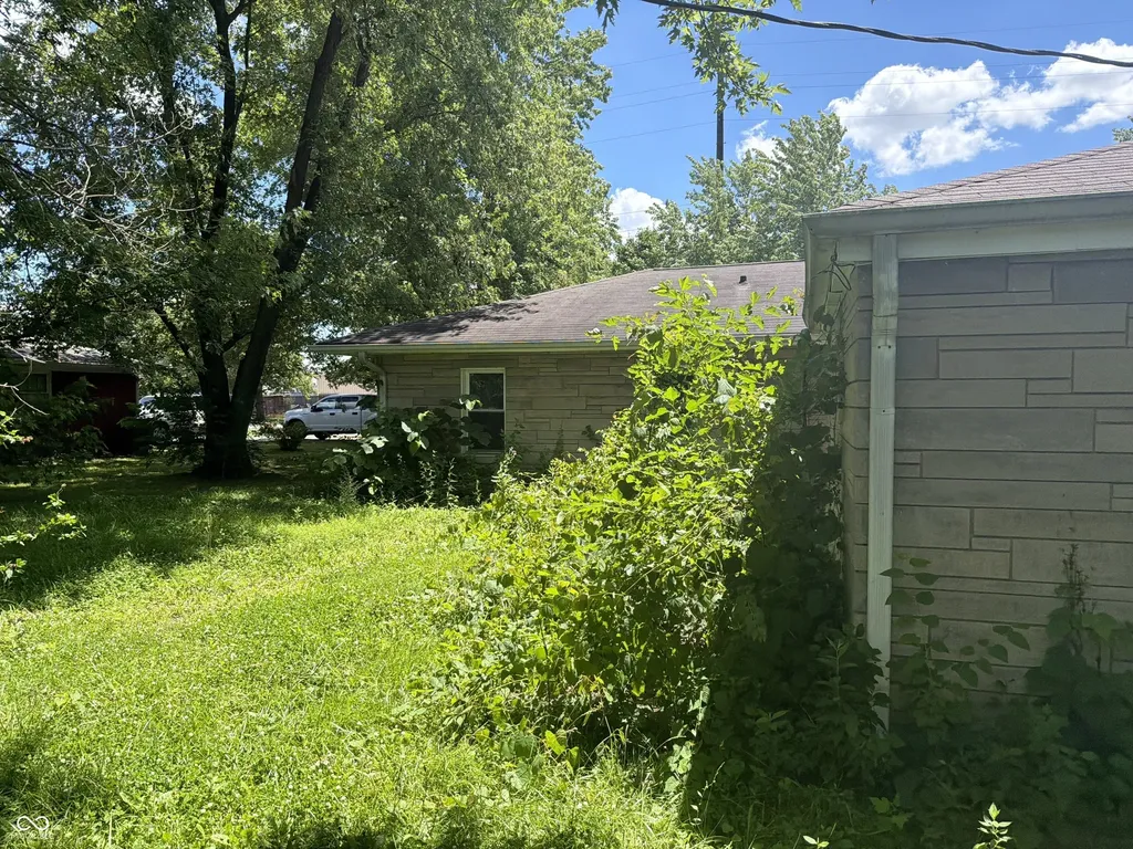 3001 N Richardt Avenue Indianapolis IN 46226