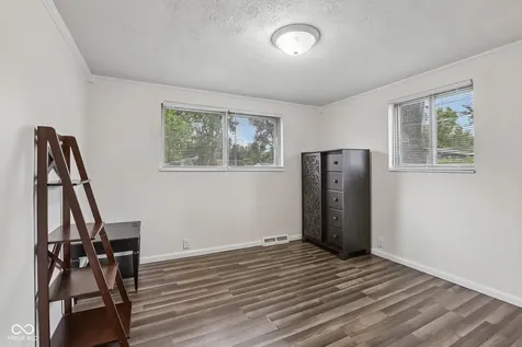 5231 W Edwards Avenue Indianapolis IN 46221