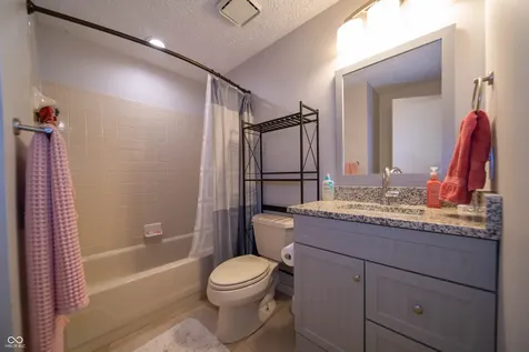 7442 Blue Creek South Drive Indianapolis IN 46256