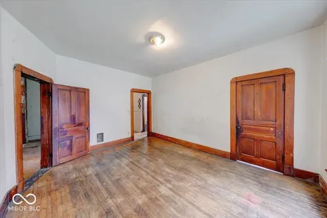 605 Woodruff Place East Drive Indianapolis IN 46201