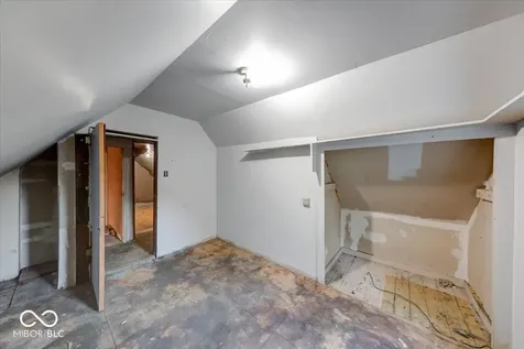 605 Woodruff Place East Drive Indianapolis IN 46201