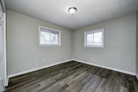 8467 Bluff Road Indianapolis IN 46217
