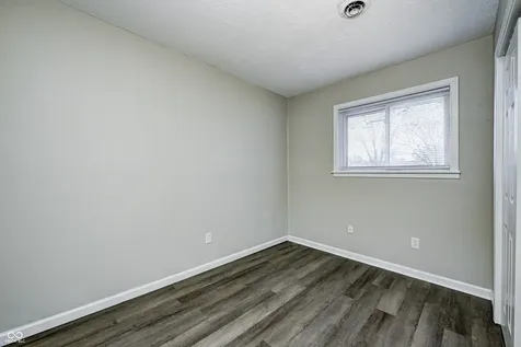 8467 Bluff Road Indianapolis IN 46217