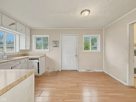 7516 E 46th Street Indianapolis IN 46226