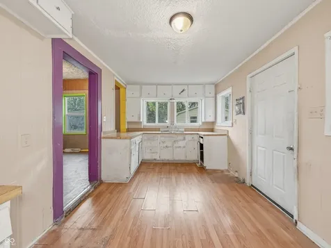 7516 E 46th Street Indianapolis IN 46226
