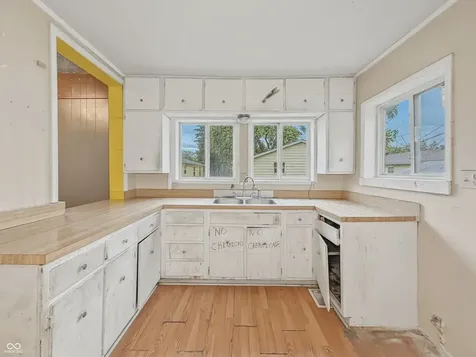 7516 E 46th Street Indianapolis IN 46226
