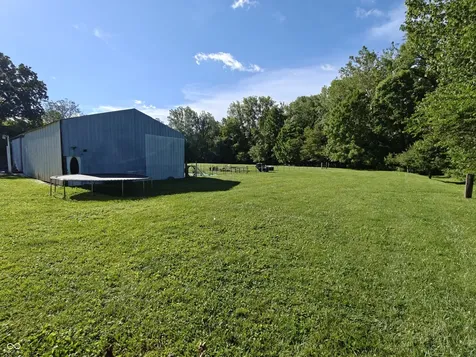 5015 E 400 N Shelbyville IN 46176
