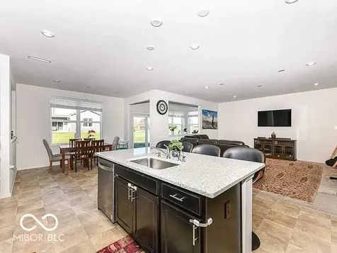 5528 Rothbury Road Westfield IN 46062