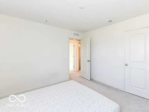 5528 Rothbury Road Westfield IN 46062