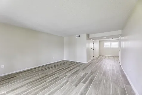 3036 Lake Shore Drive Indianapolis IN 46205