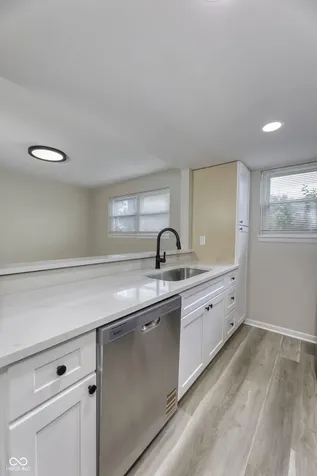 3036 Lake Shore Drive Indianapolis IN 46205