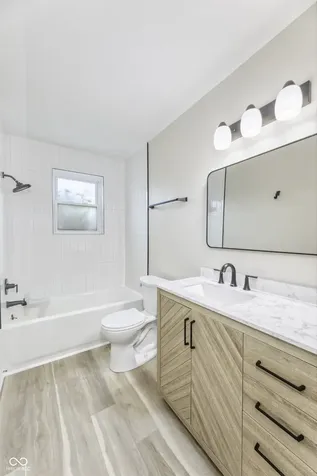 3036 Lake Shore Drive Indianapolis IN 46205