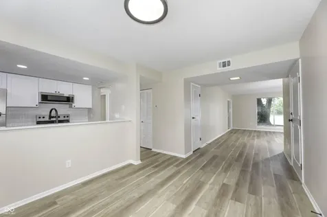 3036 Lake Shore Drive Indianapolis IN 46205