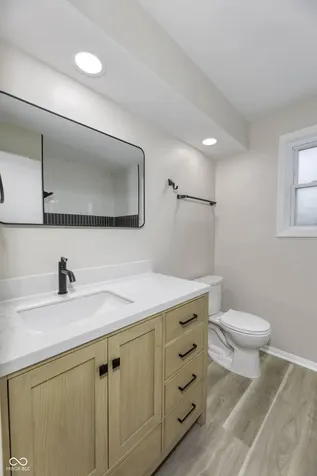 3036 Lake Shore Drive Indianapolis IN 46205