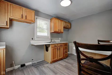 8725 Crawfordsville Road Indianapolis IN 46234