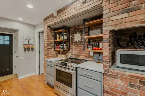 4225 Washington Street Columbus IN 47203