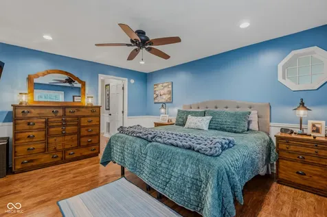 4225 Washington Street Columbus IN 47203