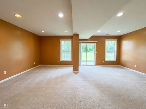 7212 Maple Bluff Place Indianapolis IN 46236