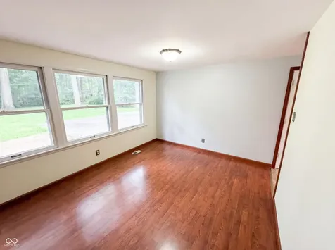 1537 W 74th Place Indianapolis IN 46260