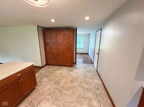 1537 W 74th Place Indianapolis IN 46260