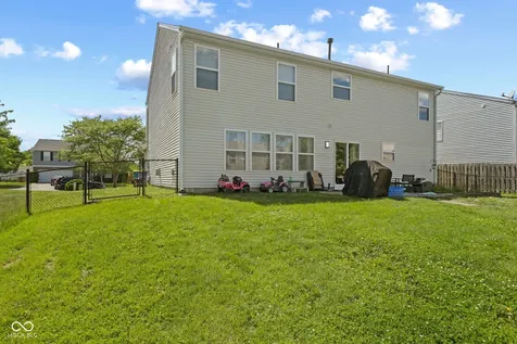 2289 S Moeller Circle New Palestine IN 46163